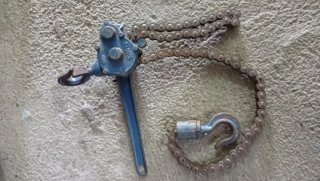 Polipasto manual cadena antiguo