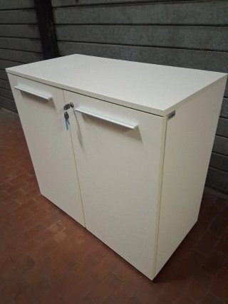 Mobiletto armadietto con chiave