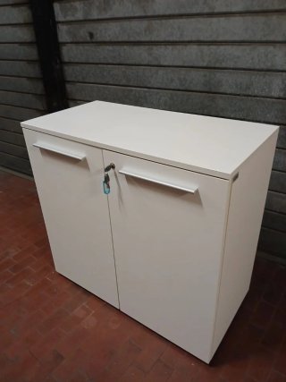 Mobiletto armadietto con chiave