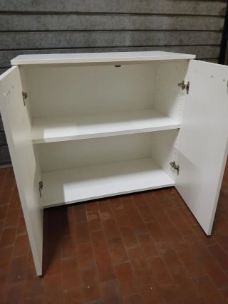 Mobiletto armadietto con chiave