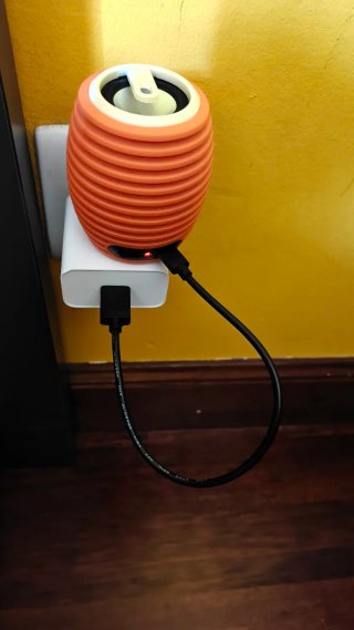 Altavoz portátil con cable Jack