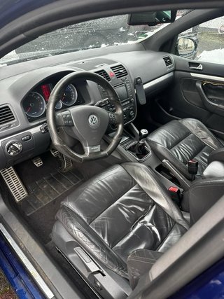 STOCK GOLF GTI/R