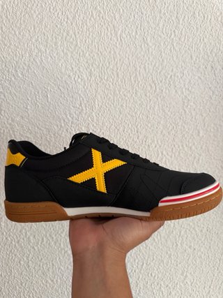 Zapatillas Munich Versus WMN 109 Unisex