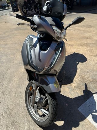 Honda SH125i Scoopy Plata