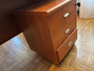 Mesa de despacho grande de madera