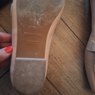 Scarpe Primadonna con catena dorata
