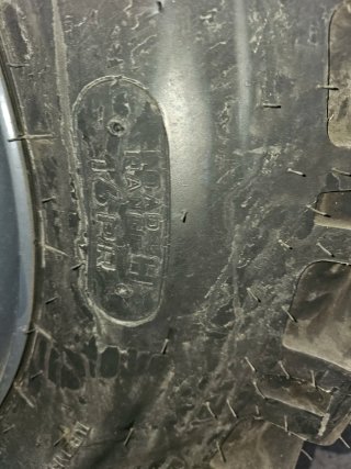 8 Cubiertas Excavadora 10/20
