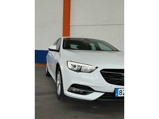 Opel Insignia Sports Tourer 1.6 CDTI S&S Turbo D Selective 100 kW (136 CV)