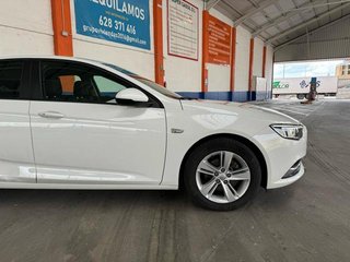 Opel Insignia Sports Tourer 1.6 CDTI S&S Turbo D Selective 100 kW (136 CV)
