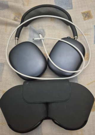 Airpods Max Negros con Funda y Cargador