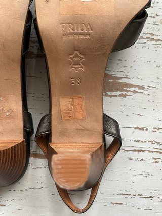 Sandalias Frida T-Strap Cuero Bronce