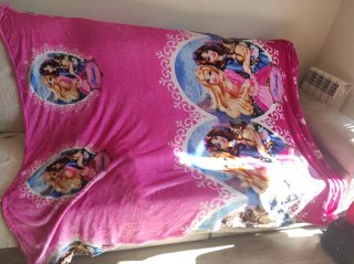 Manta rosa princesas infantil