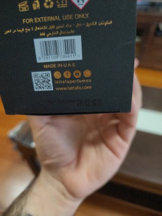 Lattafa Asad Perfume Negro y Dorado