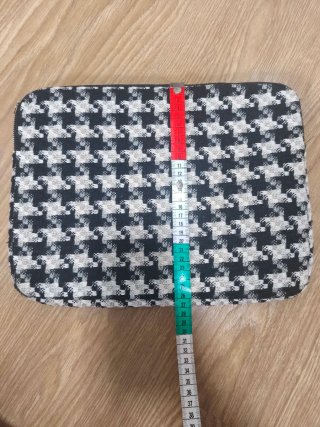 Funda para portátil con estampado pata de gallo