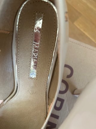 Zapatos de salón charol nude MARIAMARE
