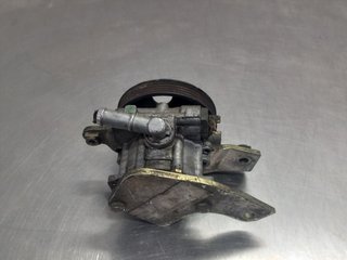 BOMBA DIRECCION NISSAN PRIMERA BERL./ TRAVELLER (