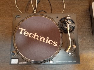Technics SL-1210 M3D Tocadiscos