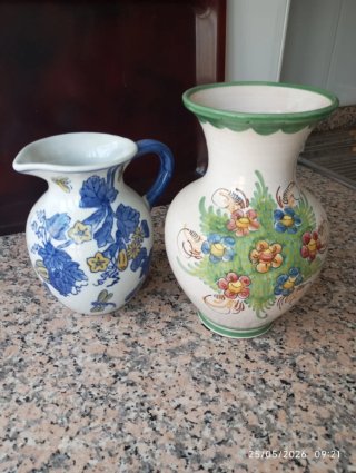 Juego de 2 jarrones de cerámica decorados