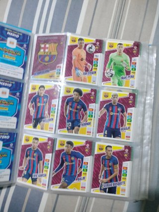 2 Álbumes Fútbol+Cartas Extra de otro album