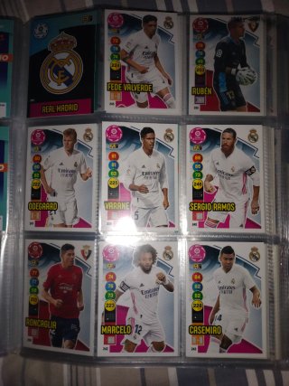 2 Álbumes Fútbol+Cartas Extra de otro album