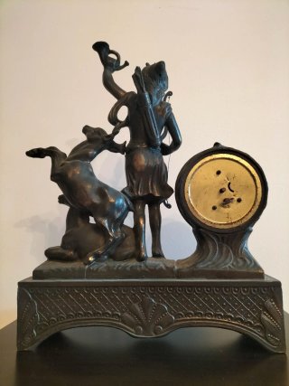 Relógio Lareira Vintage Figura Caça Cães