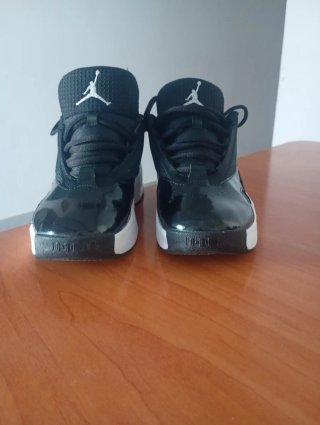 Zapatillas Nike Shox R4 Negras Talla 37,5