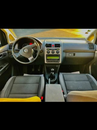 Volkswagen Touran 2010