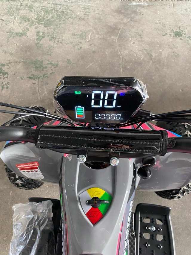 Quad eléctrico infantil 1000W rosa