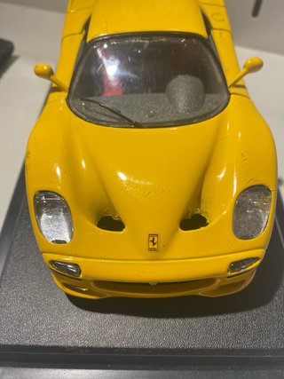 Maqueta Ferrari F50 Amarillo 1995 Burago