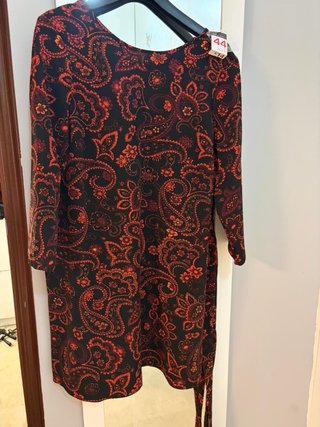 Lote varios vestidos mujer Talla 46 sin estrenar