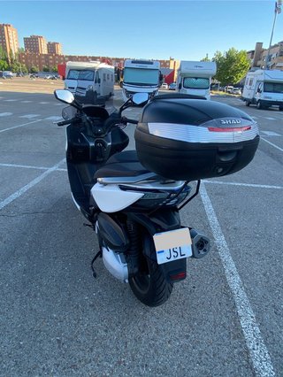 Kymco Xciting 400i Maxi Scooter