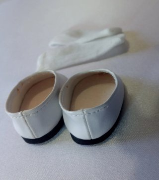 Zapatos de piel Nancy antiguos con calcetines