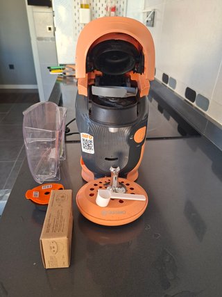 Cafetera Tassimo Bosch + Accesorios
