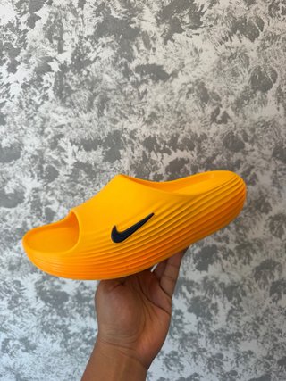 Chancla Nike Naranja