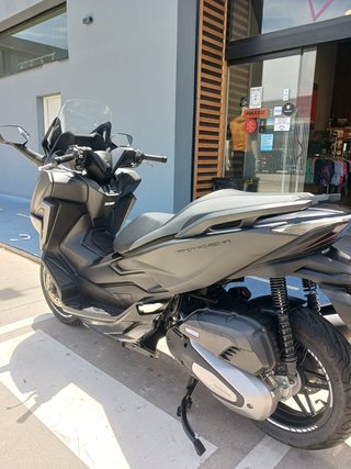 Honda Forza 125 Gris