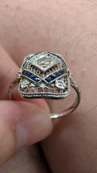 Anillo Art Decó Oro Zafiros Diamante