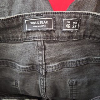 Bermuda jeans uomo Pull&Bear neri strappati