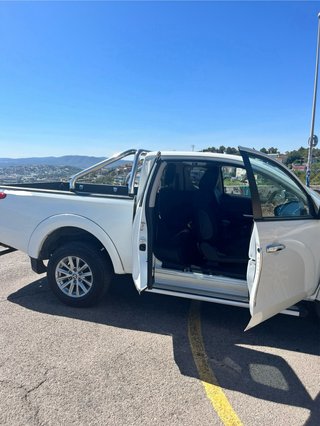 Mitsubishi L 200 2016