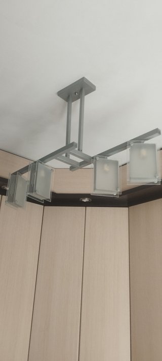 Lámpara de diseño moderno