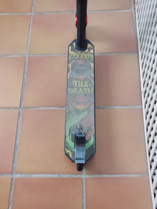 Patinete Scooter Freestyle Negro y Rojo
