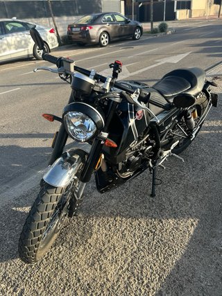 FB Mondial HPS 300 Negra