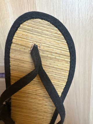 Chanclas plataforma Natura beige y negro