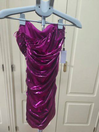 Vestido ASTR The Label Rosa Drapeado
