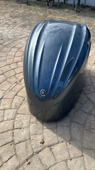 Capota Yamaha 300 V6 4.2L