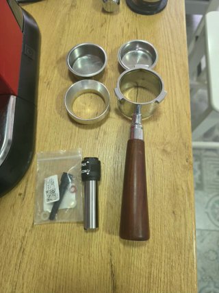 Cafetera DeLonghi Dedica + Molinillo Graef CM 800