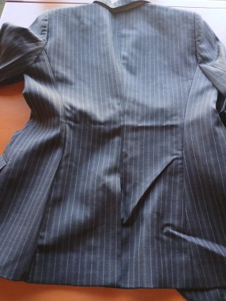 Chaqueta Massimo dutti .ejecutiva. Raya Gris..