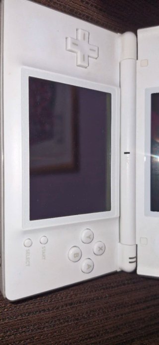Nintendo DS Blanca + 3 Juegos + Cargador