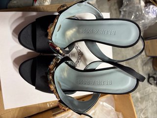 Scarpe BLUE & ROSE eleganti Tg 38