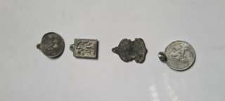 Lote 4 medallas antiguas religiosas