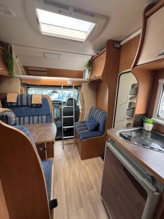 Autocaravana Ford Challenger Genesis 43